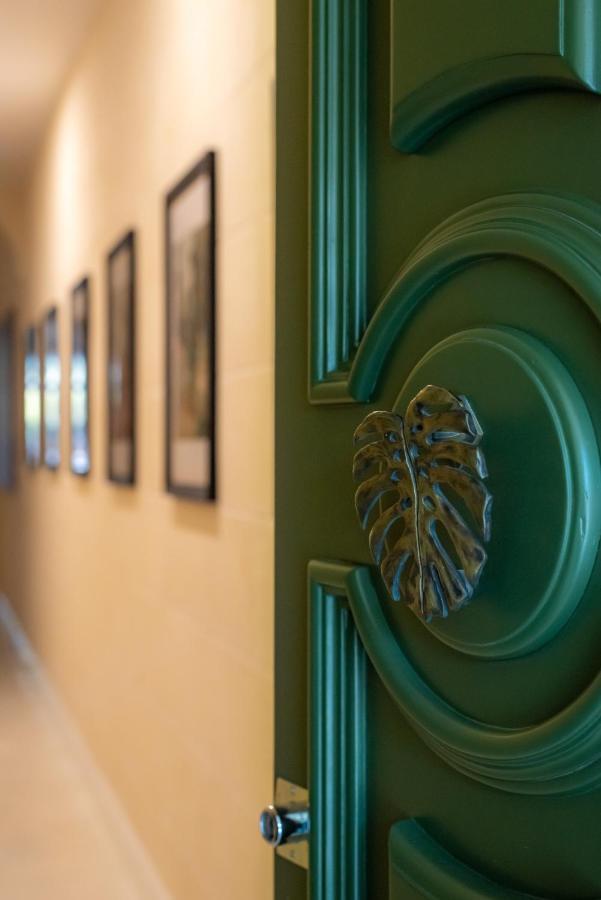 The Carob Tree Bed and Breakfast Victoria Εξωτερικό φωτογραφία